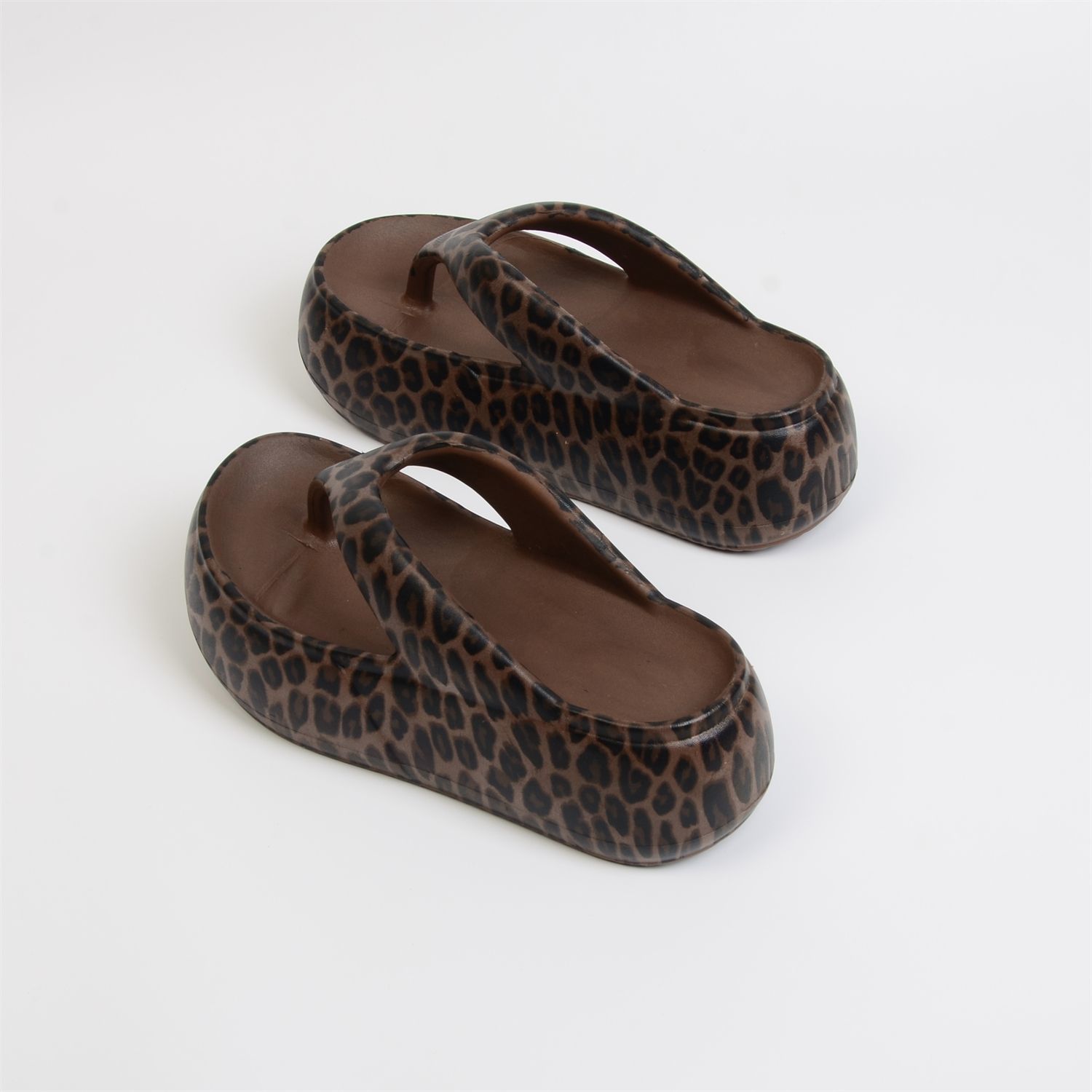 Retro Street slippers met luip - Women Fashion Images recensie en prijs