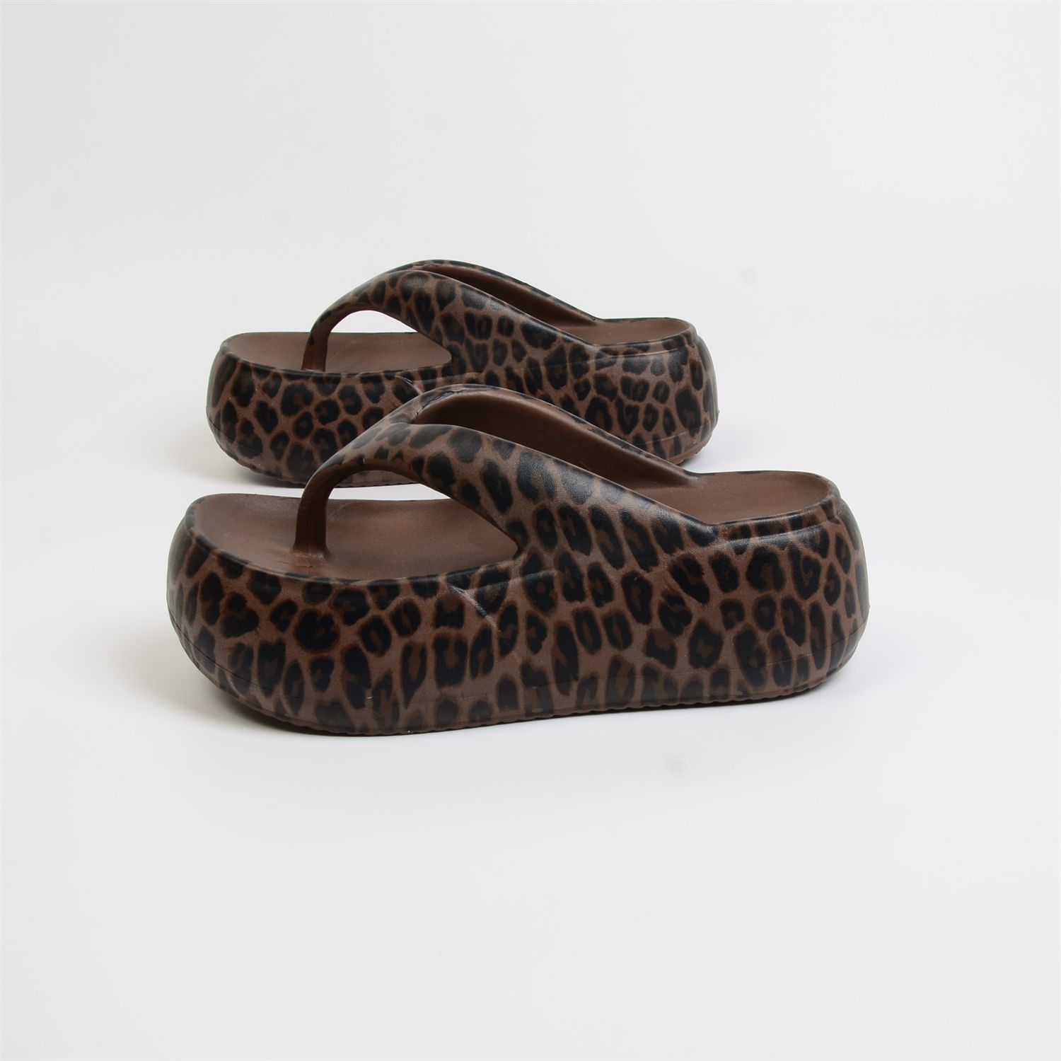 Retro Street slippers met luip - Women Fashion Images recensie en prijs